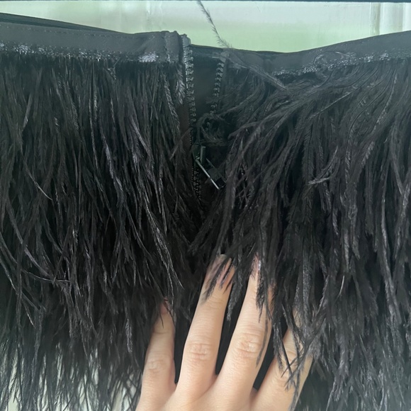 NWT Camila Coelho Feather Top - Picture 7 of 7